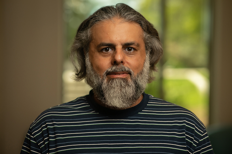 Arash Fahim